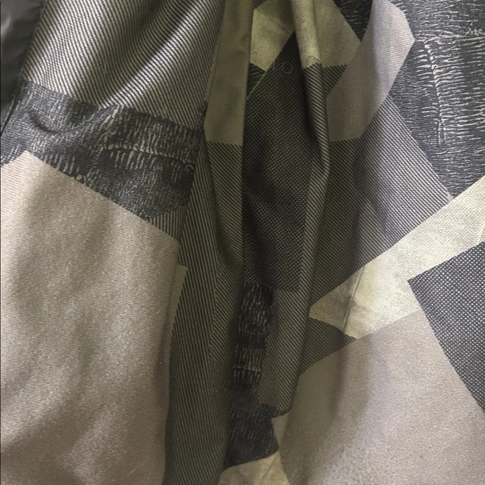 Volcom sleek black